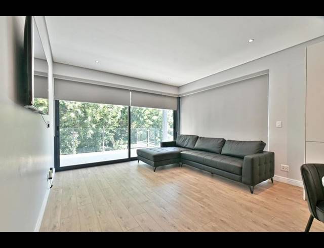 2 BEDROOM APARTMENT FOR SALE IN HOUGHTON